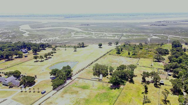 2510 Brewton, Johns Island, SC 29455