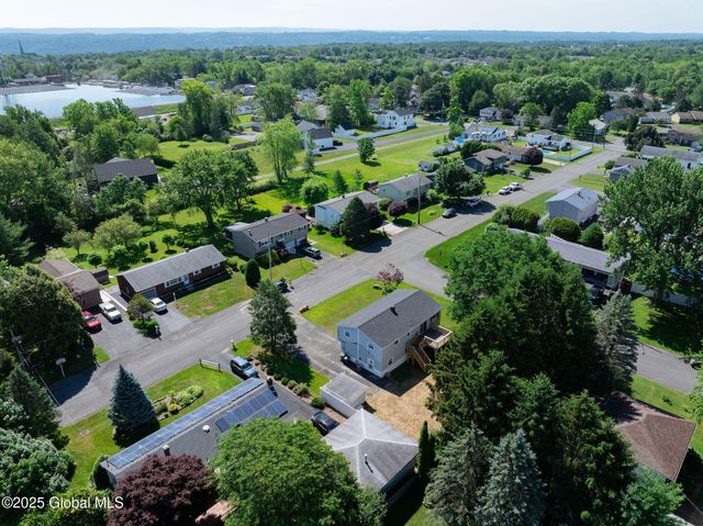 90 Linda Avenue, Cohoes, NY 12047