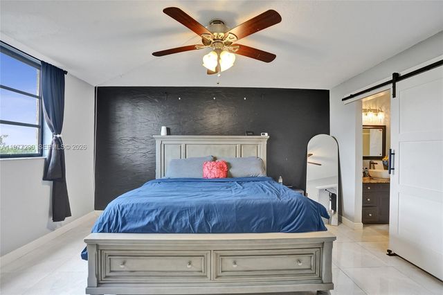 6575 W Oakland Park Blvd 506, Lauderhill, FL 33313