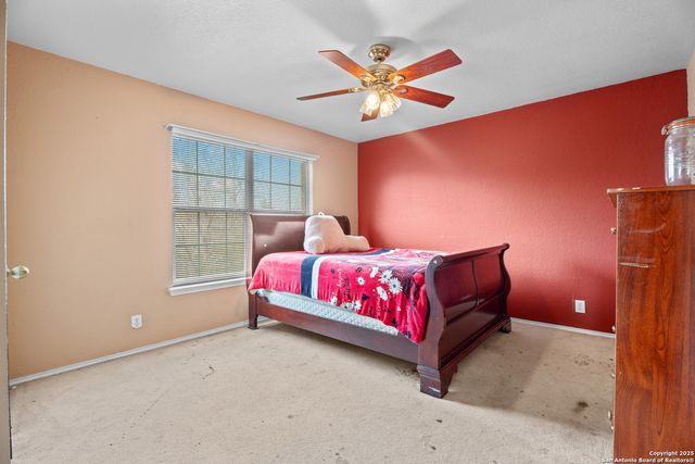 1130 STONE GDN, New Braunfels, TX 78130