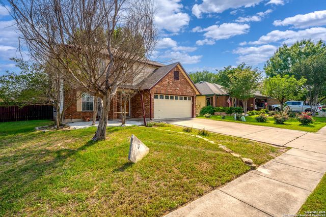 1130 STONE GDN, New Braunfels, TX 78130