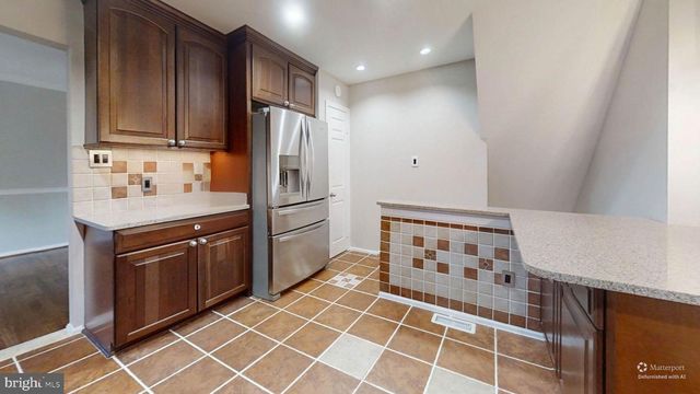131 SENECA RIDGE DR, Sterling, VA 20164