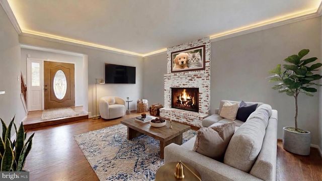 131 SENECA RIDGE DR, Sterling, VA 20164
