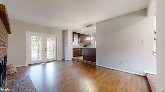 131 SENECA RIDGE DR, Sterling, VA 20164