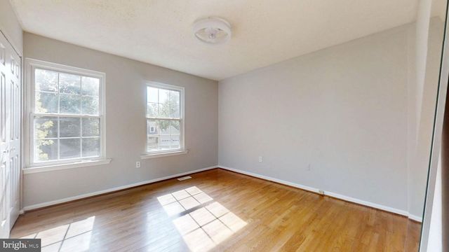131 SENECA RIDGE DR, Sterling, VA 20164