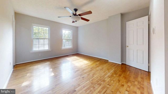 131 SENECA RIDGE DR, Sterling, VA 20164