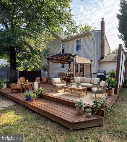 131 SENECA RIDGE DR, Sterling, VA 20164