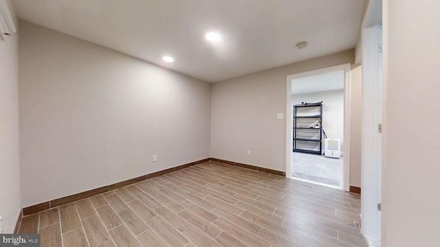 131 SENECA RIDGE DR, Sterling, VA 20164