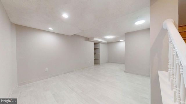 131 SENECA RIDGE DR, Sterling, VA 20164