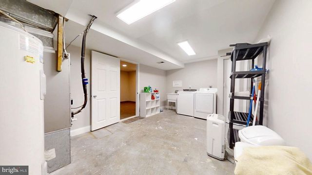 131 SENECA RIDGE DR, Sterling, VA 20164