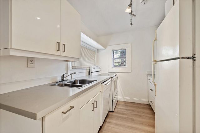 6703 N ELIZABETH STREET 1, Tampa, FL 33604