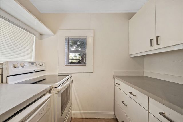 6703 N ELIZABETH STREET 1, Tampa, FL 33604