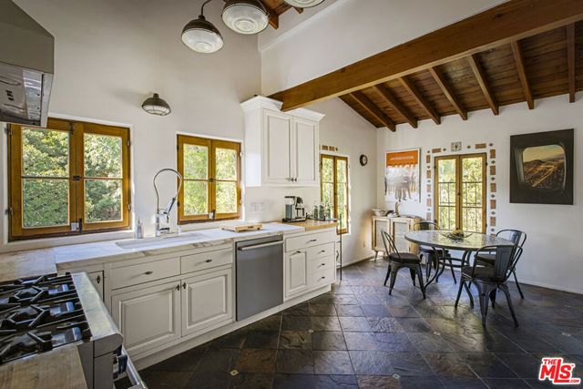 2781 Westshire Drive, Los Angeles, CA 90068