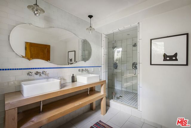 2781 Westshire Drive, Los Angeles, CA 90068
