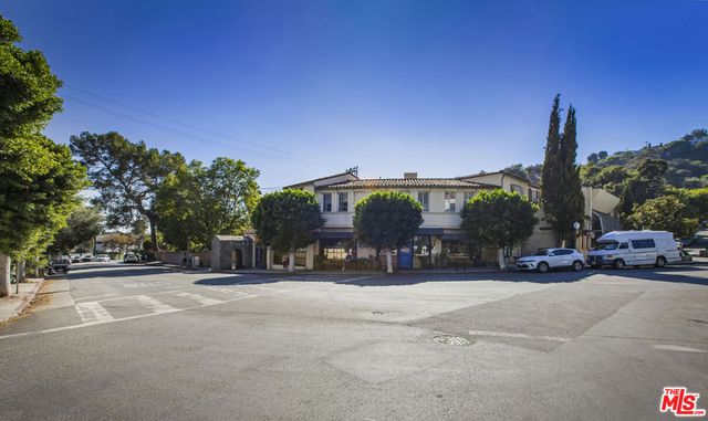 2781 Westshire Drive, Los Angeles, CA 90068
