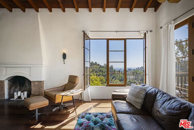2781 Westshire Drive, Los Angeles, CA 90068