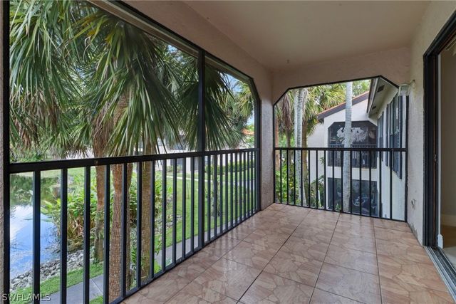 2130 Arbour Walk CIR 2724, Naples, FL 34109