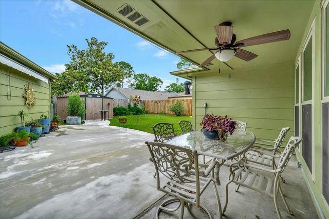 16407 Clearcrest Drive, Houston, TX 77059