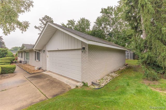 35249 Gary Street, Farmington Hills, MI 48331