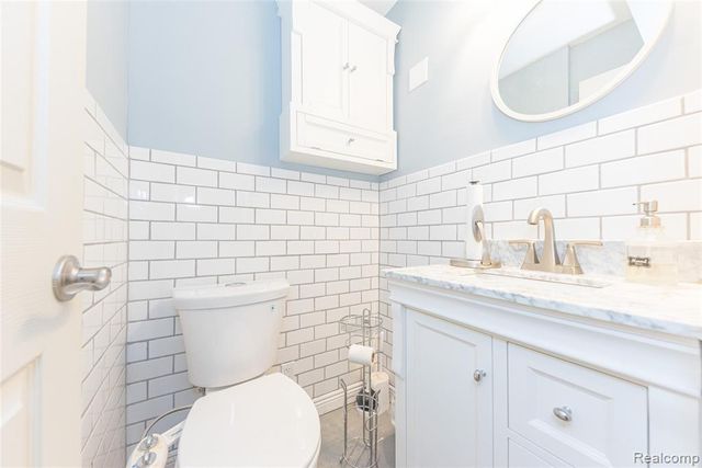35249 Gary Street, Farmington Hills, MI 48331