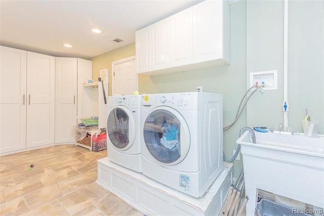 35249 Gary Street, Farmington Hills, MI 48331