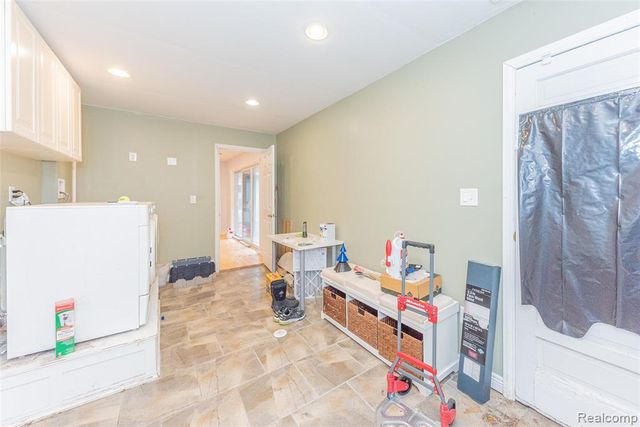 35249 Gary Street, Farmington Hills, MI 48331