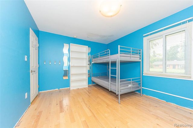 35249 Gary Street, Farmington Hills, MI 48331