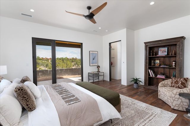 23 Windridge Circle, Santa Fe, NM 87506