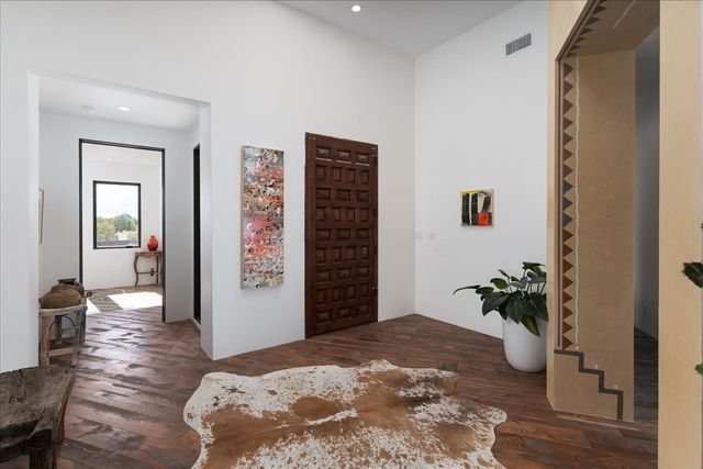 23 Windridge Circle, Santa Fe, NM 87506