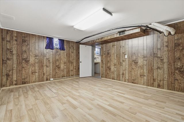 1106 Gilchrest Dr, Wilkins Twp, PA 15235