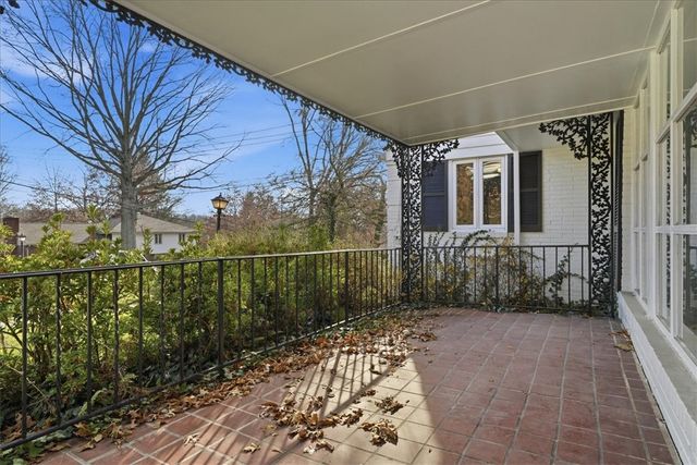 1106 Gilchrest Dr, Wilkins Twp, PA 15235