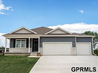17007 Craig Street, Bennington, NE 68007