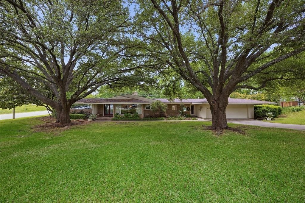 3601 Encanto, Fort Worth, TX 76109