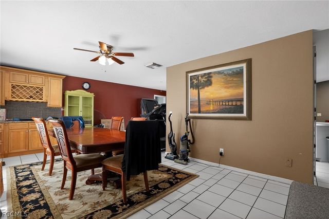 245 SW 32nd TER, Cape Coral, FL 33914