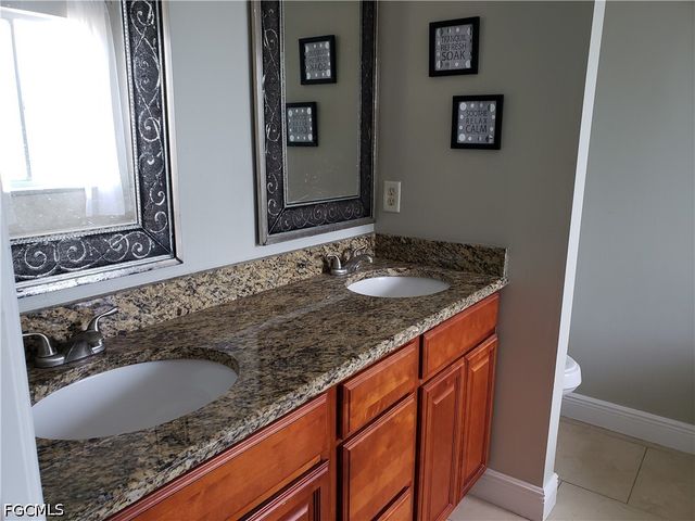 17506 Cherry Ridge LN, Fort Myers, FL 33967