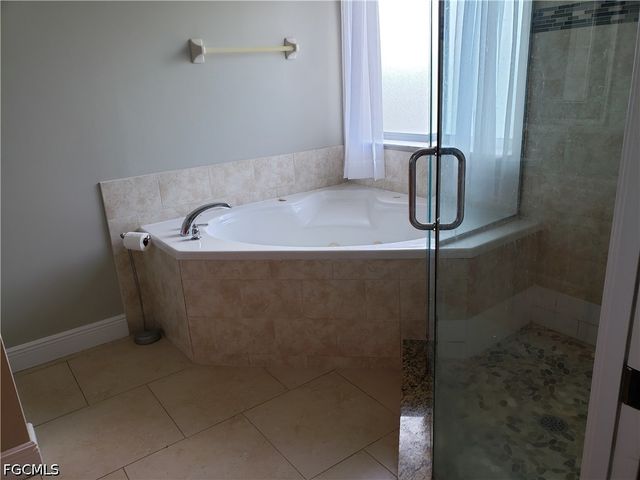 17506 Cherry Ridge LN, Fort Myers, FL 33967