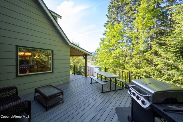 19503 E Hayden Lake RD, Hayden, ID 83835