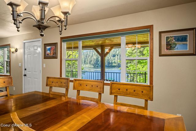 19503 E Hayden Lake RD, Hayden, ID 83835
