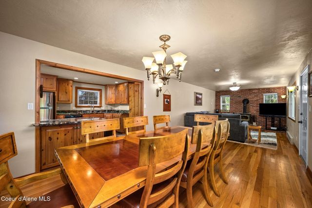 19503 E Hayden Lake RD, Hayden, ID 83835