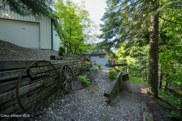 19503 E Hayden Lake RD, Hayden, ID 83835