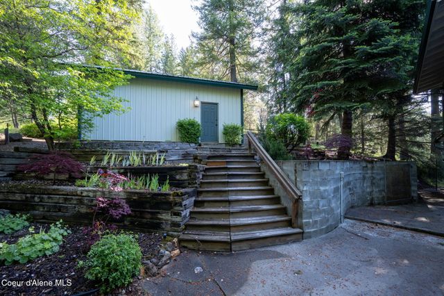 19503 E Hayden Lake RD, Hayden, ID 83835