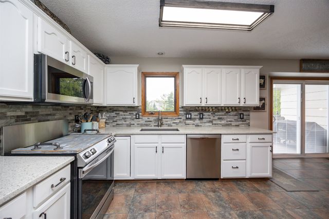 2610 NW 17th Street, Ankeny, IA 50023