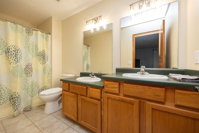 2610 NW 17th Street, Ankeny, IA 50023