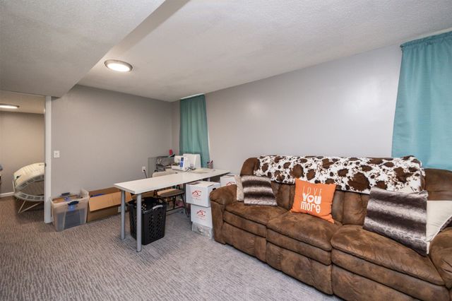 2610 NW 17th Street, Ankeny, IA 50023