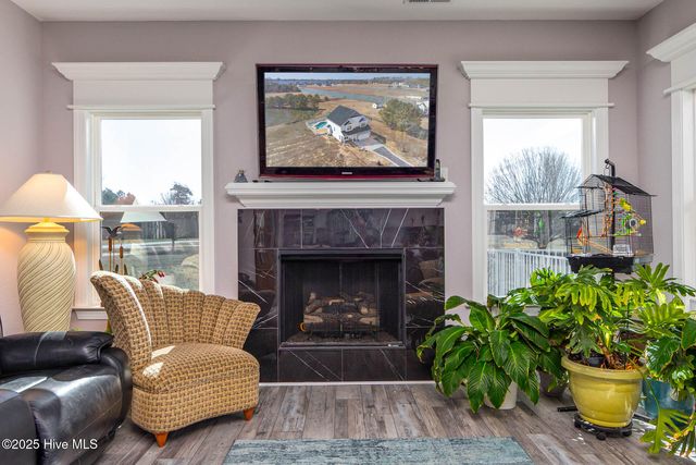 456 Pointe Vista Drive, Elizabeth City, NC 27909