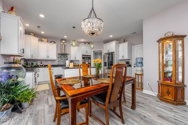 456 Pointe Vista Drive, Elizabeth City, NC 27909