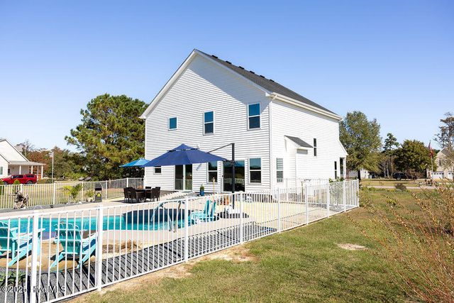 456 Pointe Vista Drive, Elizabeth City, NC 27909