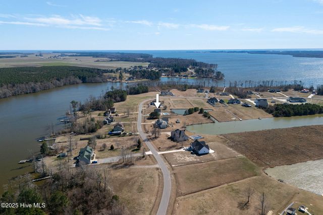 456 Pointe Vista Drive, Elizabeth City, NC 27909