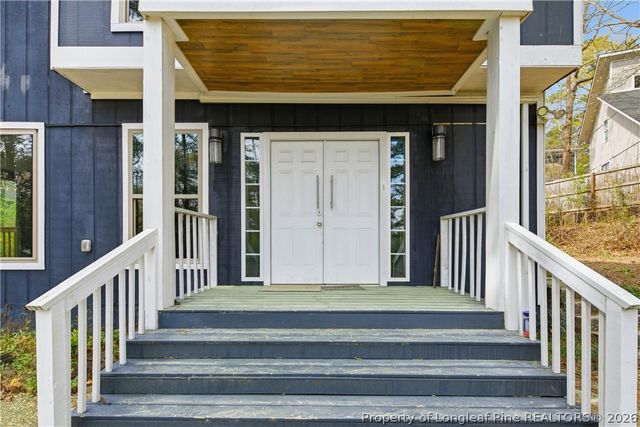 5721 Waters Edge Drive, Fayetteville, NC 28314