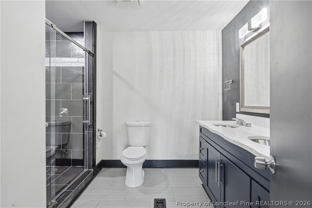 5721 Waters Edge Drive, Fayetteville, NC 28314